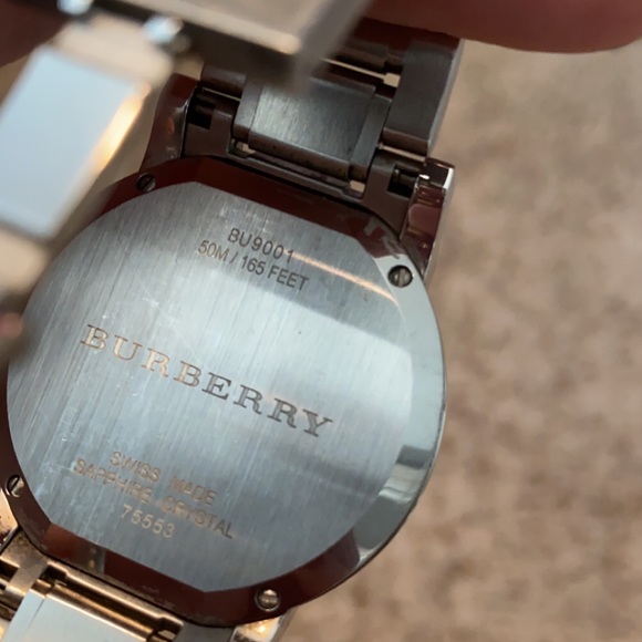 Beautiful Authentic Burberry Watch - Picture 7 of 7